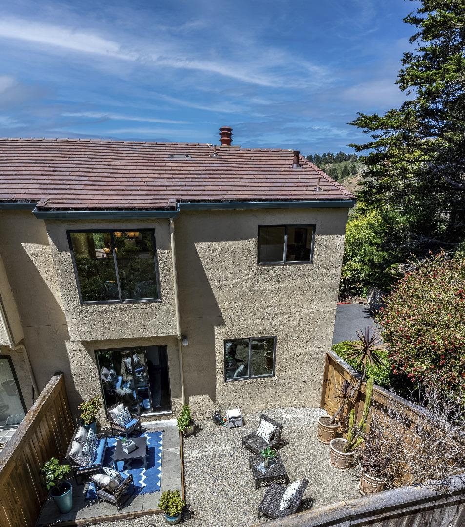 Detail Gallery Image 32 of 47 For 991 Fassler Ave, Pacifica,  CA 94044 - 3 Beds | 2/1 Baths