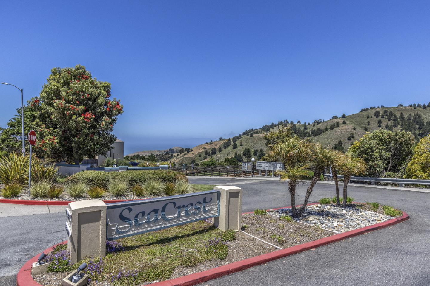 Detail Gallery Image 42 of 47 For 991 Fassler Ave, Pacifica,  CA 94044 - 3 Beds | 2/1 Baths