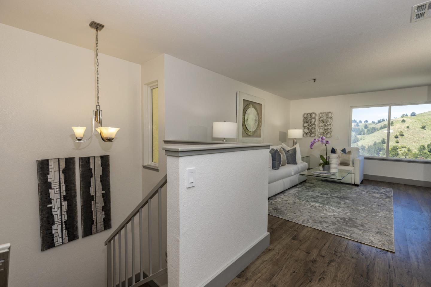 Detail Gallery Image 6 of 47 For 991 Fassler Ave, Pacifica,  CA 94044 - 3 Beds | 2/1 Baths