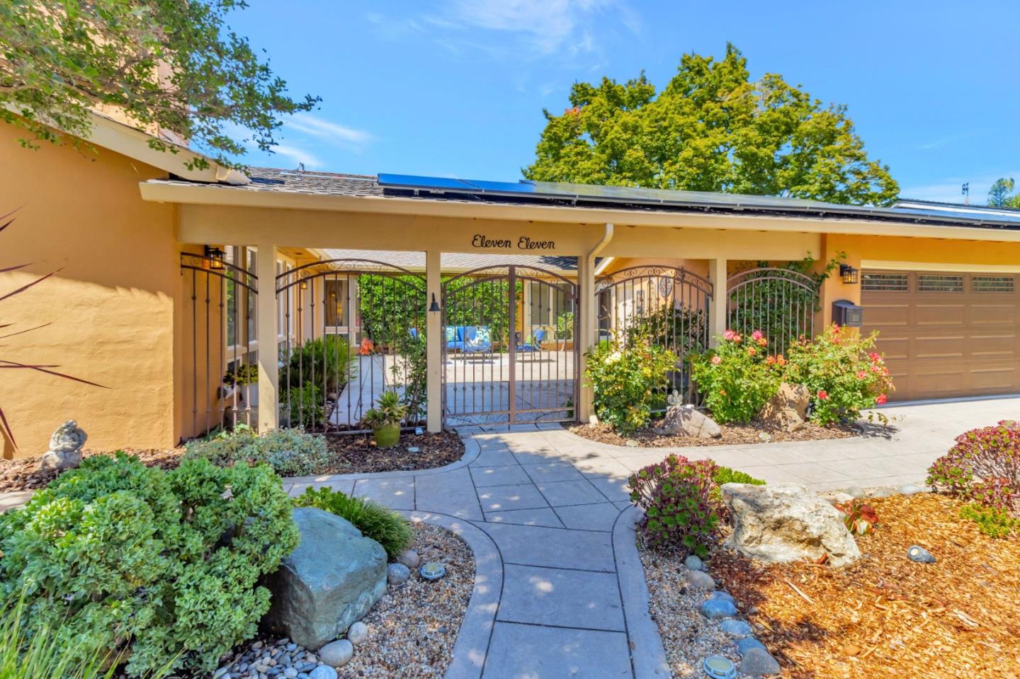 Detail Gallery Image 4 of 55 For 1111 Arnott Way, Campbell,  CA 95008 - 4 Beds | 3 Baths