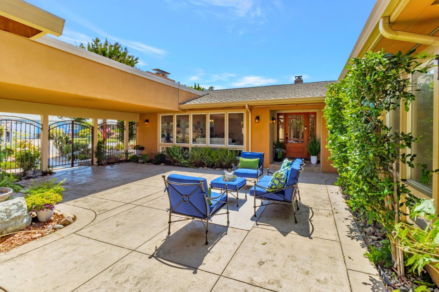 Detail Gallery Image 7 of 55 For 1111 Arnott Way, Campbell,  CA 95008 - 4 Beds | 3 Baths