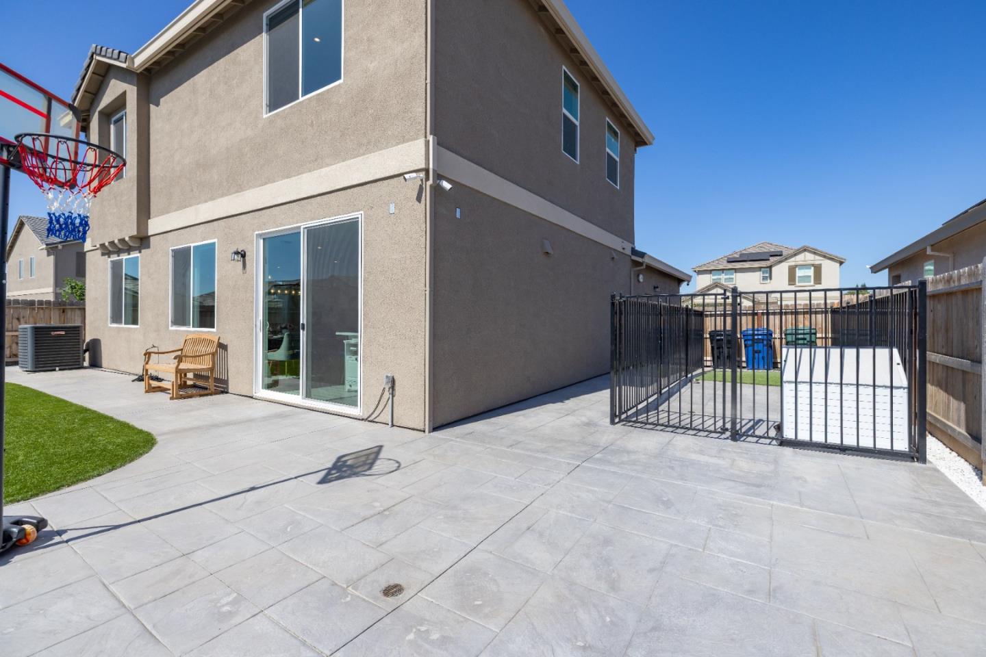 Detail Gallery Image 30 of 36 For 8285 Courage Dr, Sacramento,  CA 95829 - 4 Beds | 3 Baths