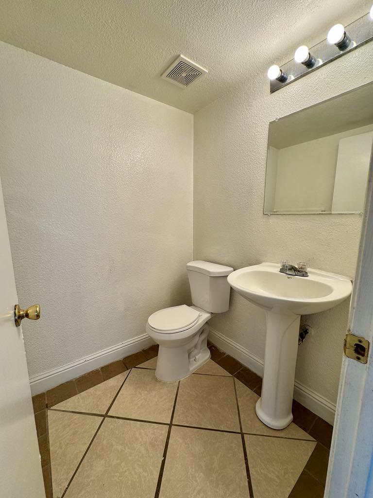 Detail Gallery Image 11 of 24 For Keyser Dr, Stockton,  CA 95212 - 4 Beds | 2/1 Baths