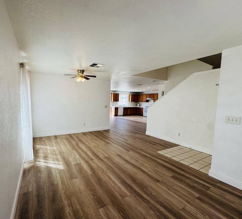 Detail Gallery Image 4 of 24 For Keyser Dr, Stockton,  CA 95212 - 4 Beds | 2/1 Baths