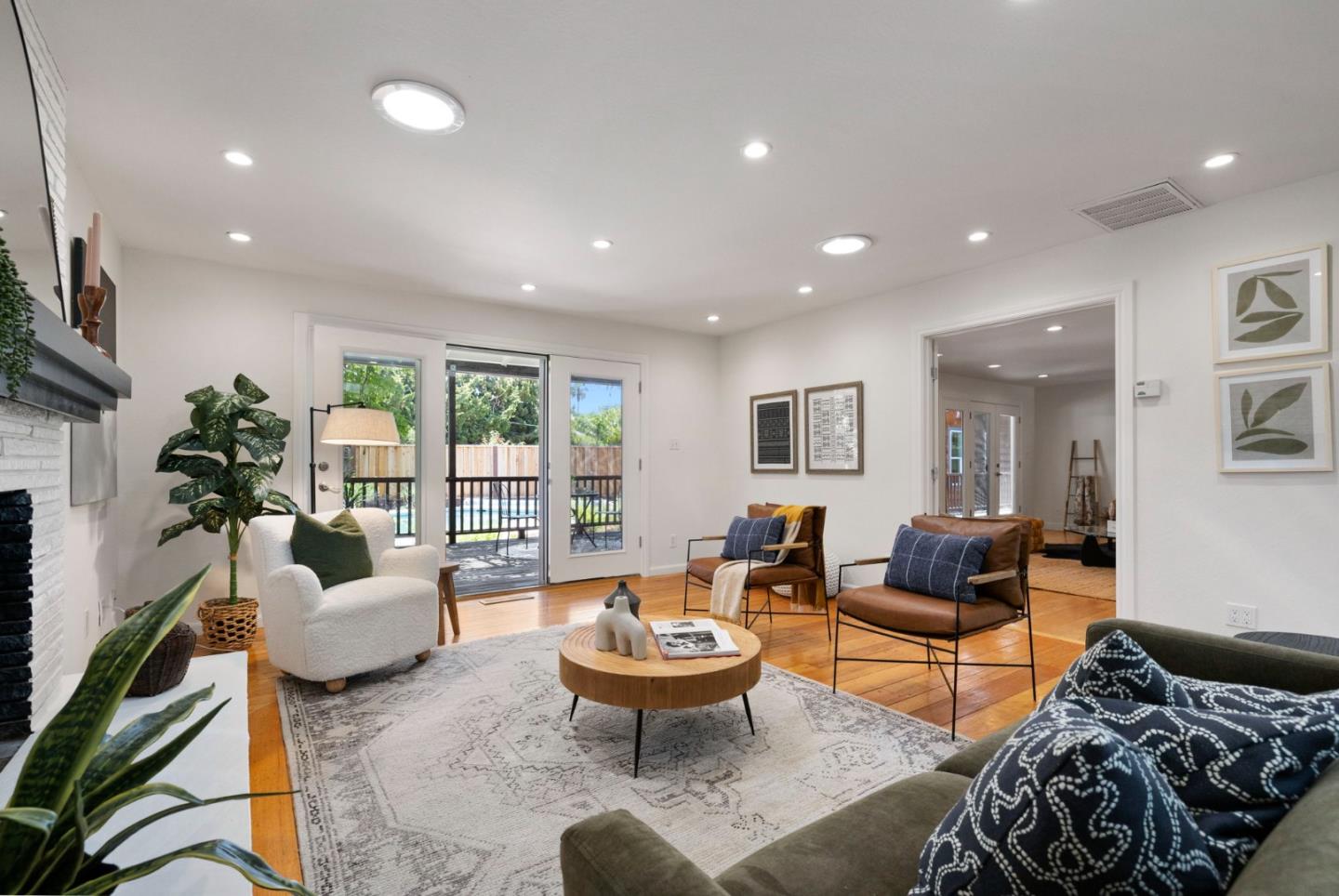 Detail Gallery Image 20 of 106 For 934 Hickory Way, Fremont,  CA 94536 - 4 Beds | 4 Baths
