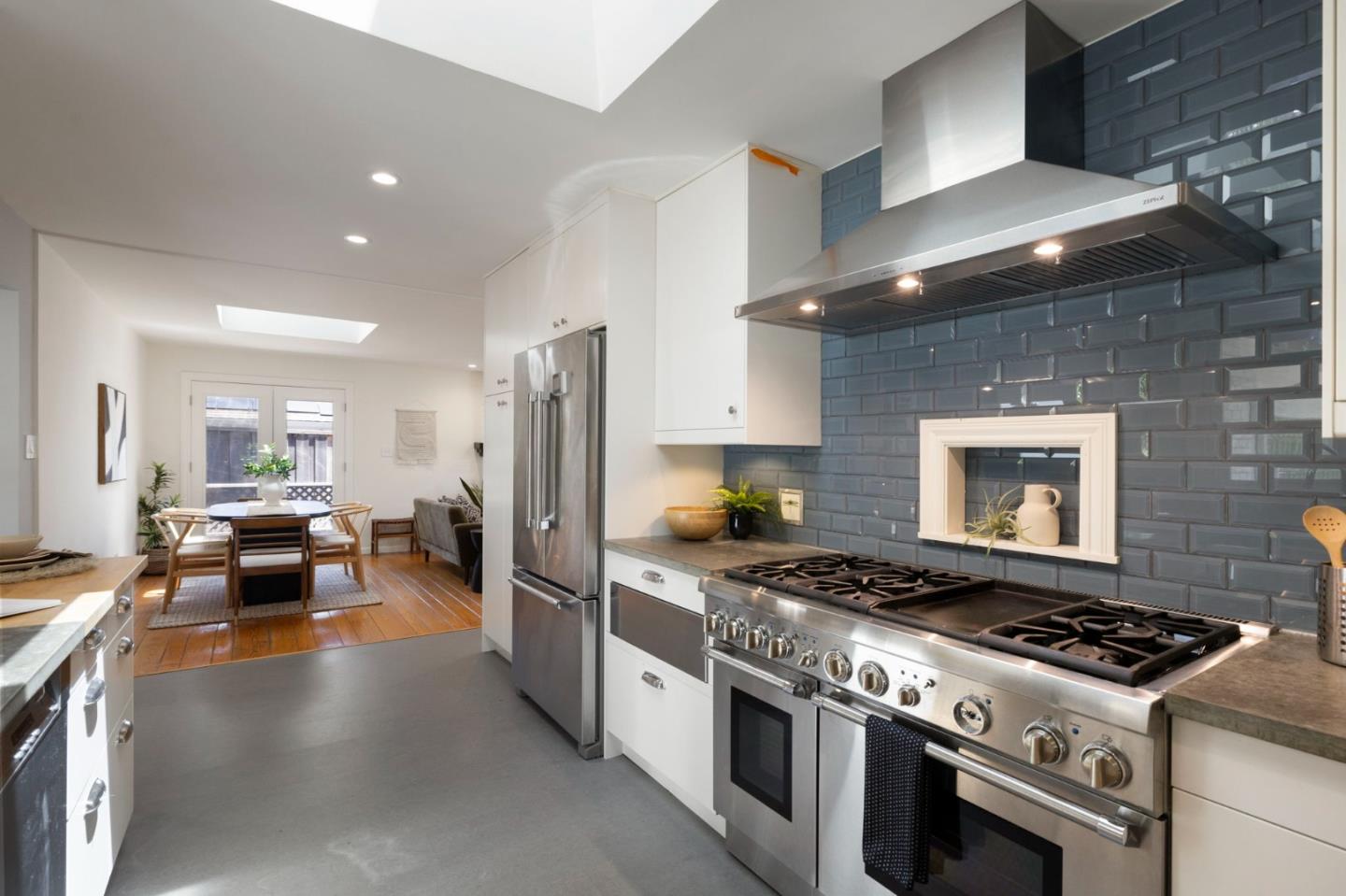 Detail Gallery Image 32 of 106 For 934 Hickory Way, Fremont,  CA 94536 - 4 Beds | 4 Baths