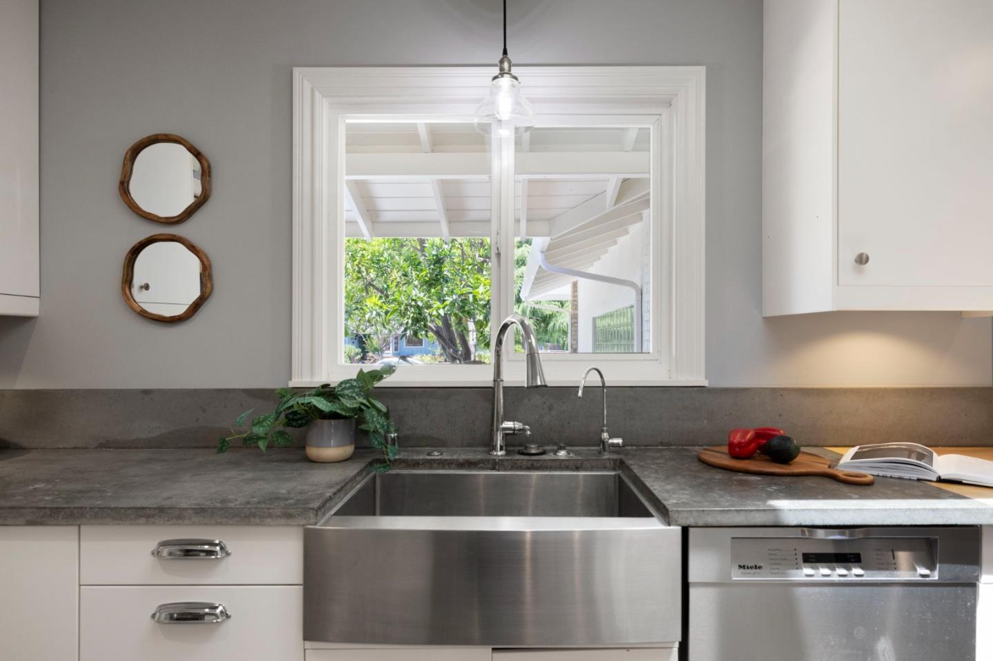 Detail Gallery Image 37 of 106 For 934 Hickory Way, Fremont,  CA 94536 - 4 Beds | 4 Baths