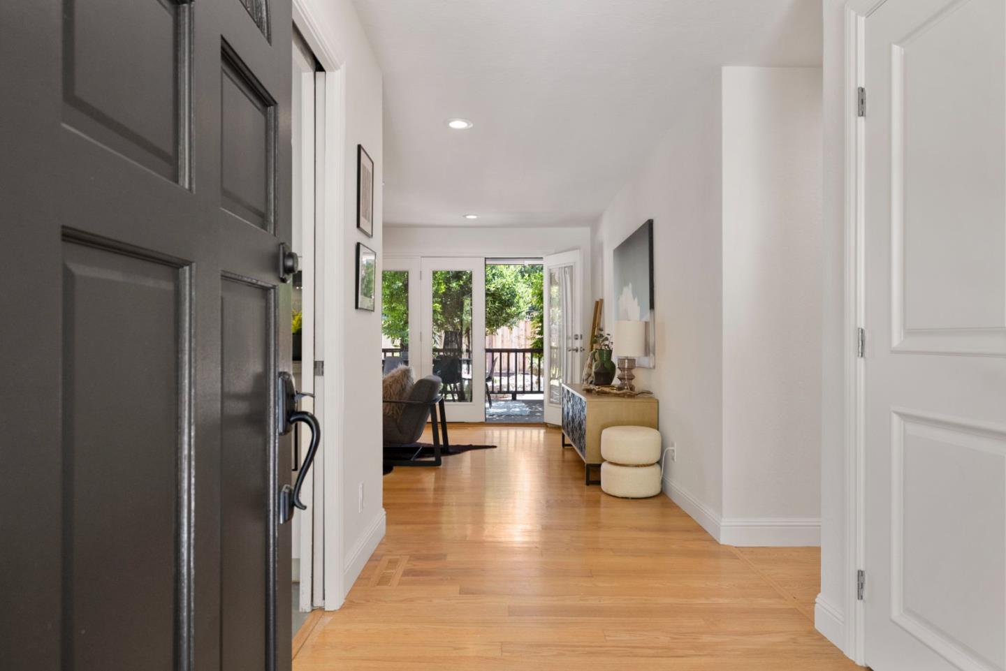 Detail Gallery Image 8 of 106 For 934 Hickory Way, Fremont,  CA 94536 - 4 Beds | 4 Baths