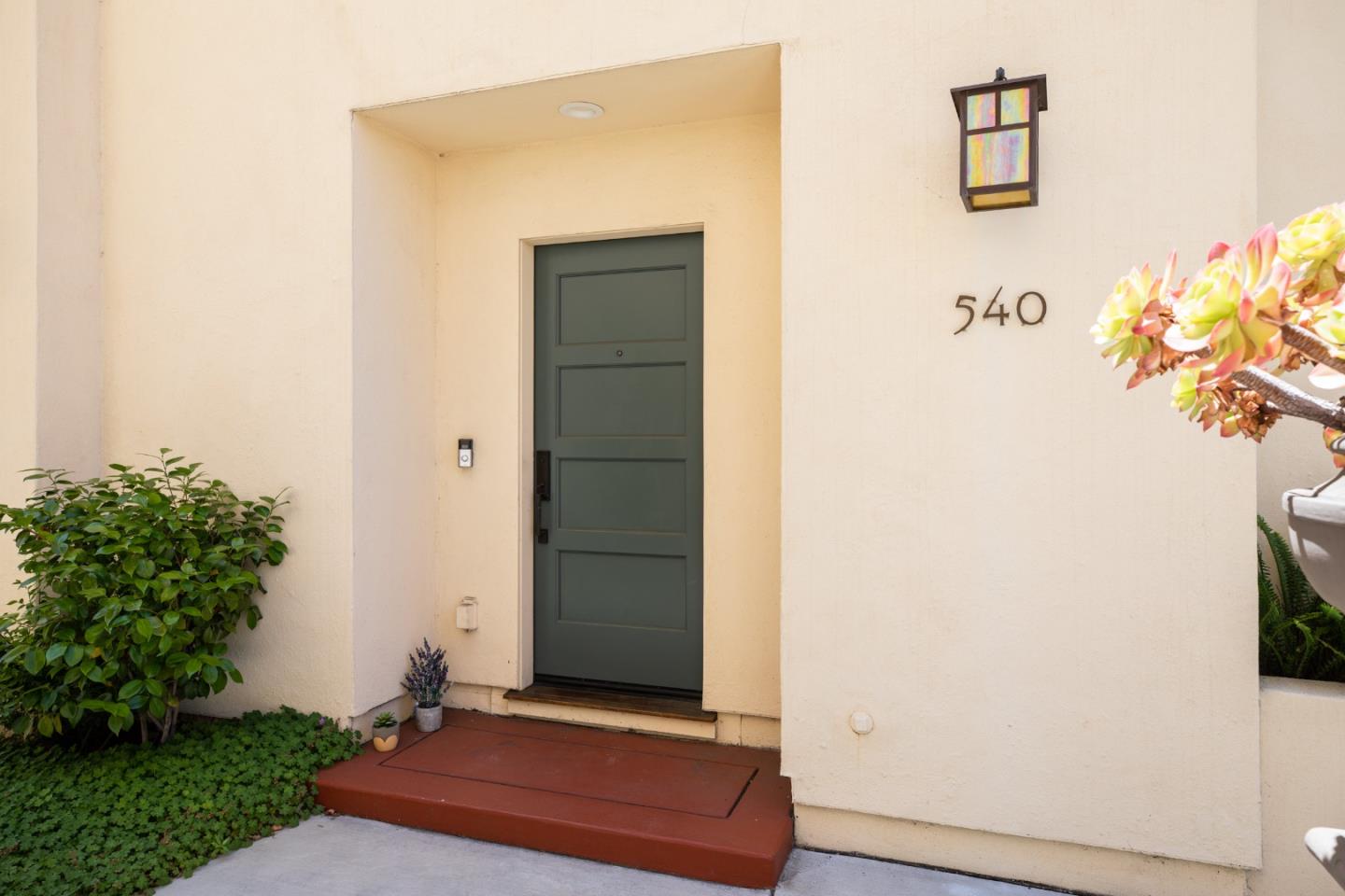Detail Gallery Image 14 of 17 For 540 Fierro Loop, Campbell,  CA 95008 - 3 Beds | 2/1 Baths