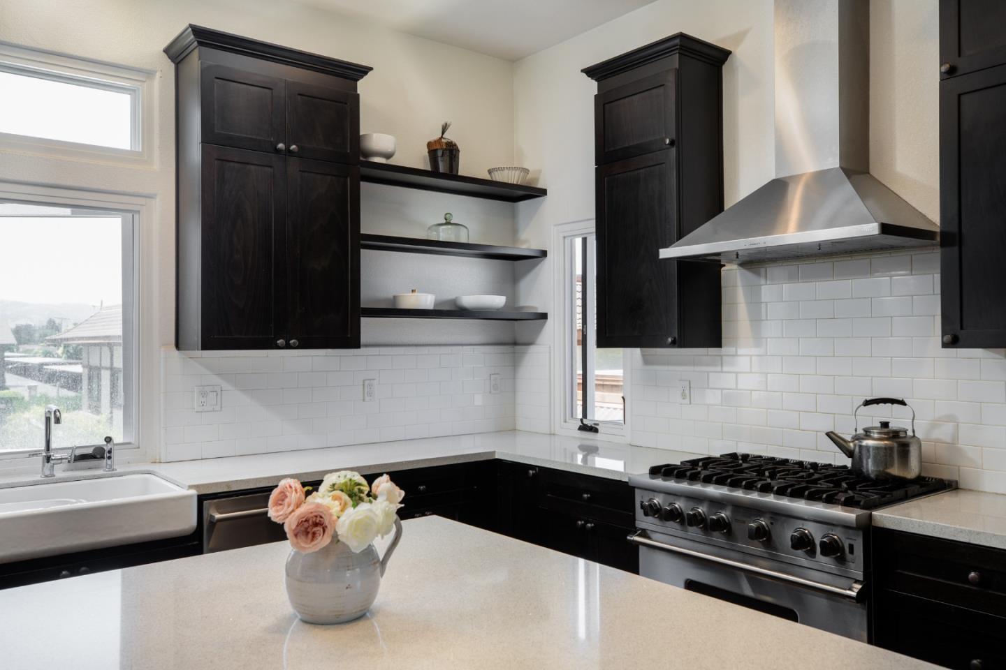 Detail Gallery Image 2 of 17 For 540 Fierro Loop, Campbell,  CA 95008 - 3 Beds | 2/1 Baths