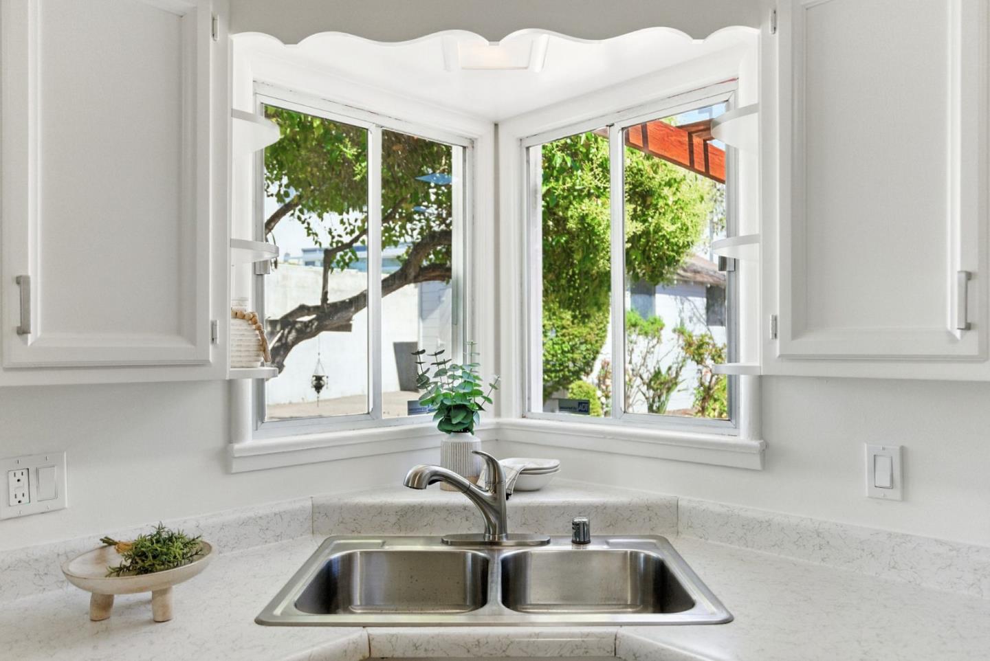 Detail Gallery Image 12 of 44 For 2875 Romagnolo St, Hayward,  CA 94541 - 3 Beds | 1 Baths