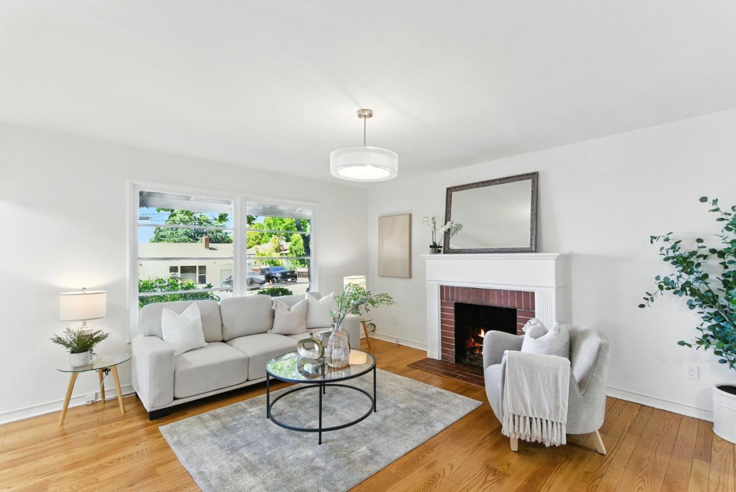 Detail Gallery Image 5 of 44 For 2875 Romagnolo St, Hayward,  CA 94541 - 3 Beds | 1 Baths