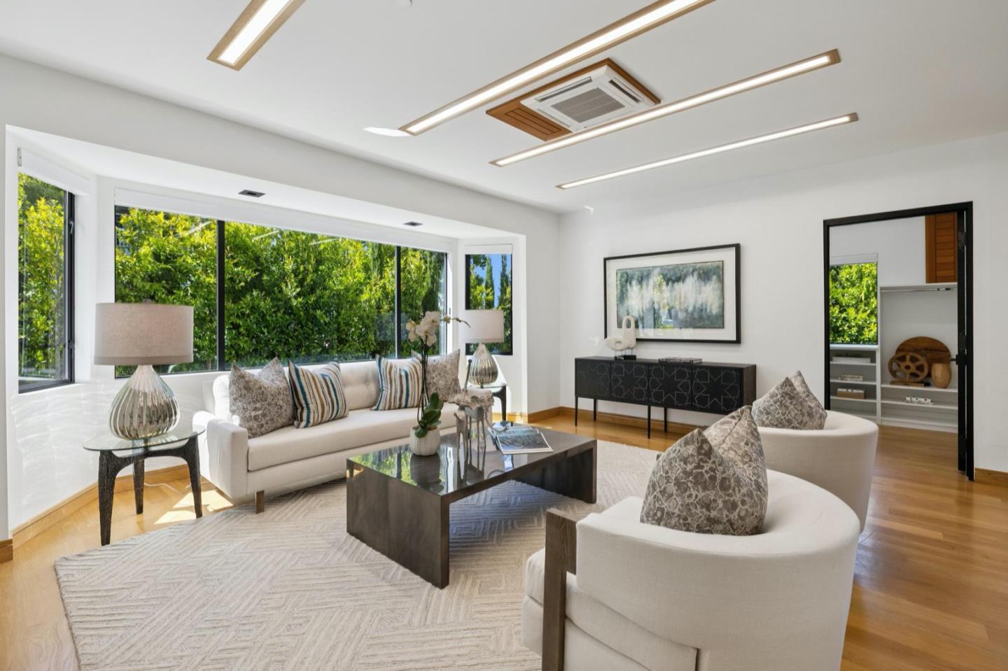Detail Gallery Image 19 of 110 For 33 Highland Ave, Burlingame,  CA 94010 - 3 Beds | 2/1 Baths