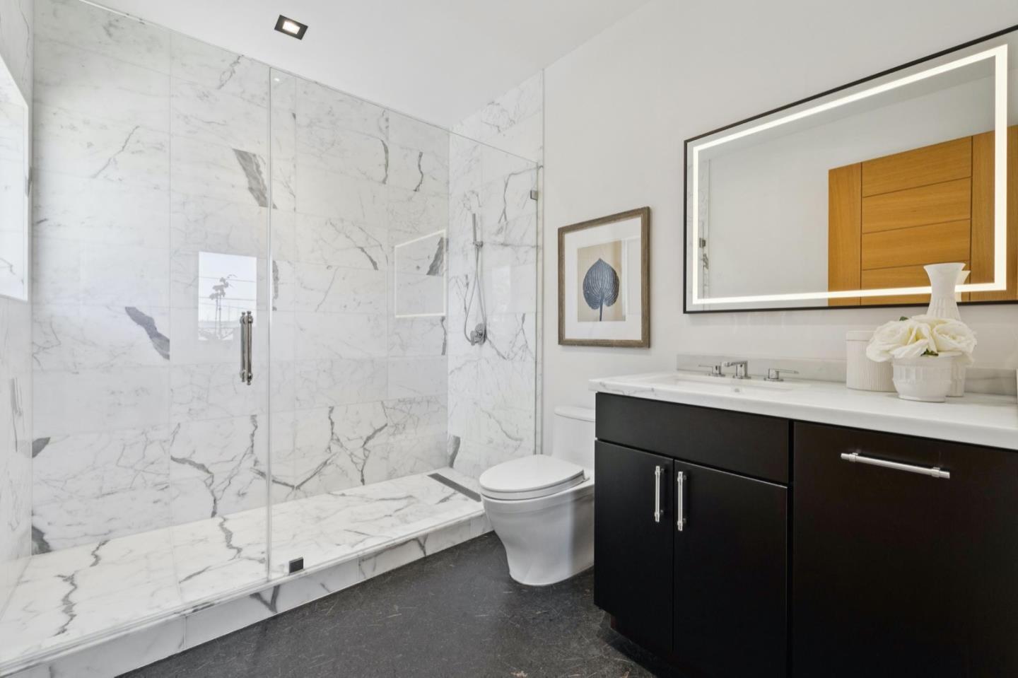 Detail Gallery Image 63 of 110 For 33 Highland Ave, Burlingame,  CA 94010 - 3 Beds | 2/1 Baths