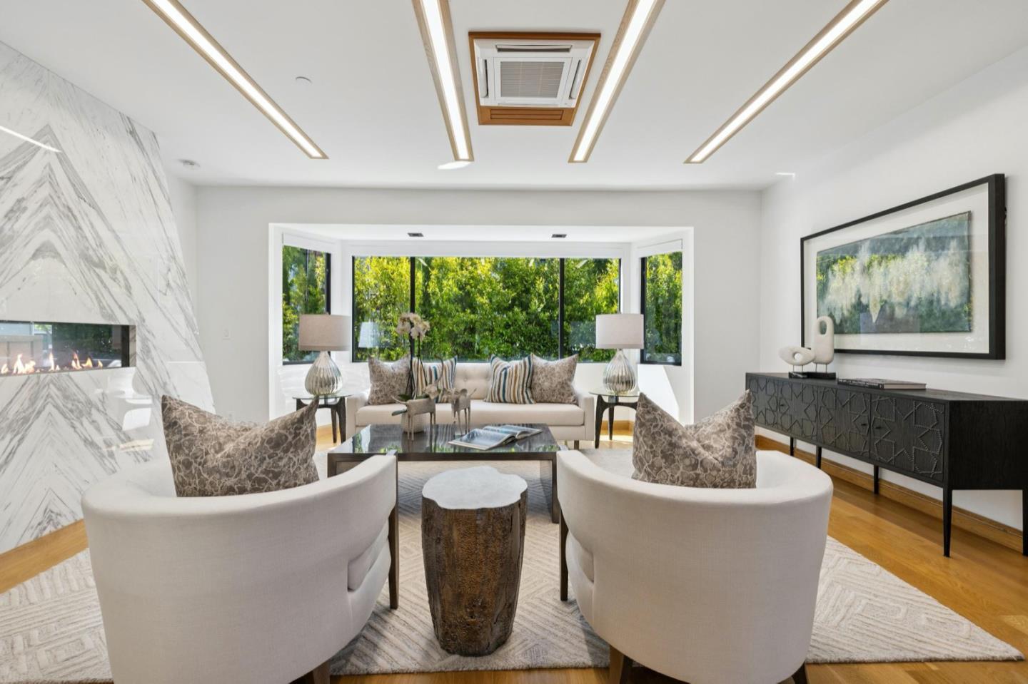 Detail Gallery Image 9 of 110 For 33 Highland Ave, Burlingame,  CA 94010 - 3 Beds | 2/1 Baths