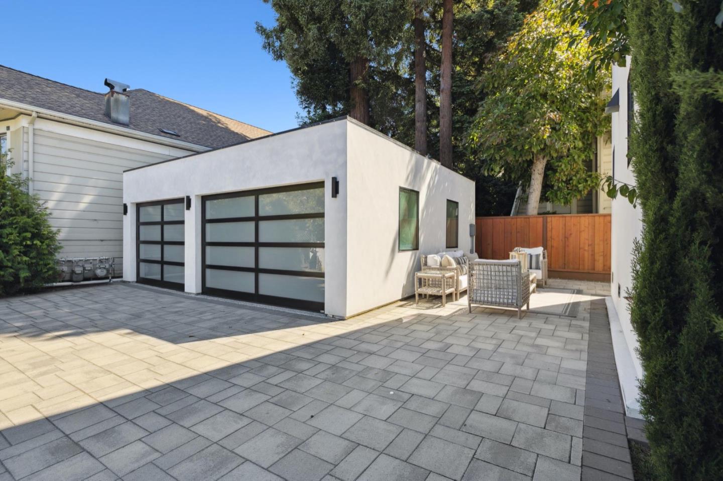 Detail Gallery Image 92 of 110 For 33 Highland Ave, Burlingame,  CA 94010 - 3 Beds | 2/1 Baths