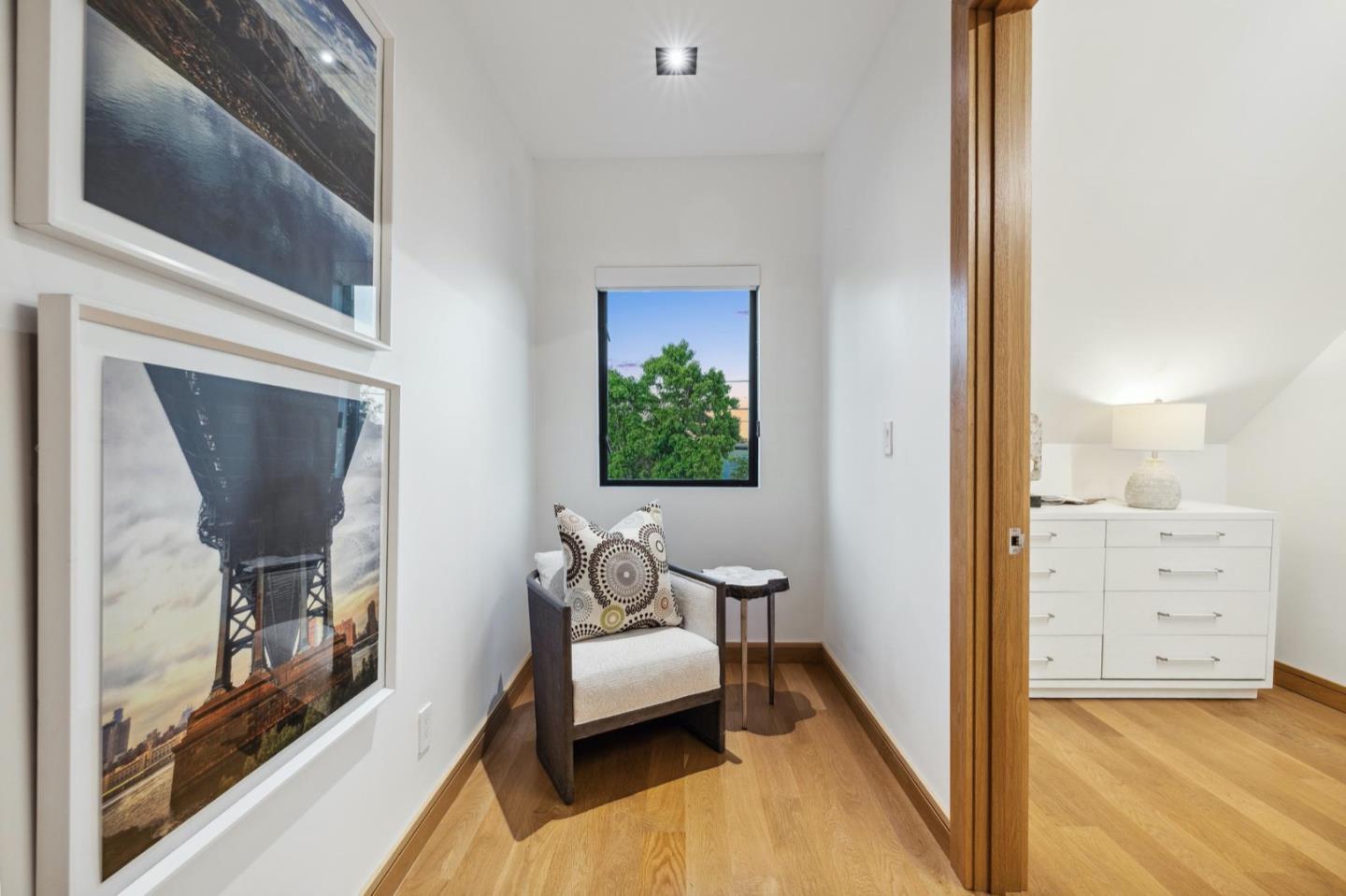 Detail Gallery Image 98 of 110 For 33 Highland Ave, Burlingame,  CA 94010 - 3 Beds | 2/1 Baths