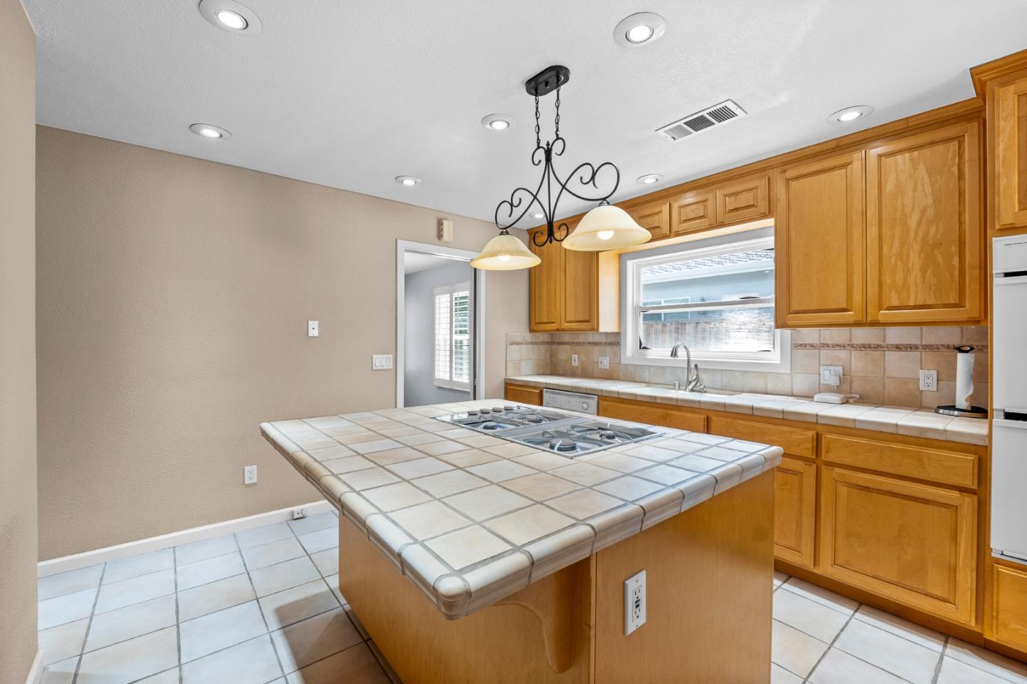 Detail Gallery Image 12 of 34 For 2143 Bello Ave, San Jose,  CA 95125 - 3 Beds | 2 Baths