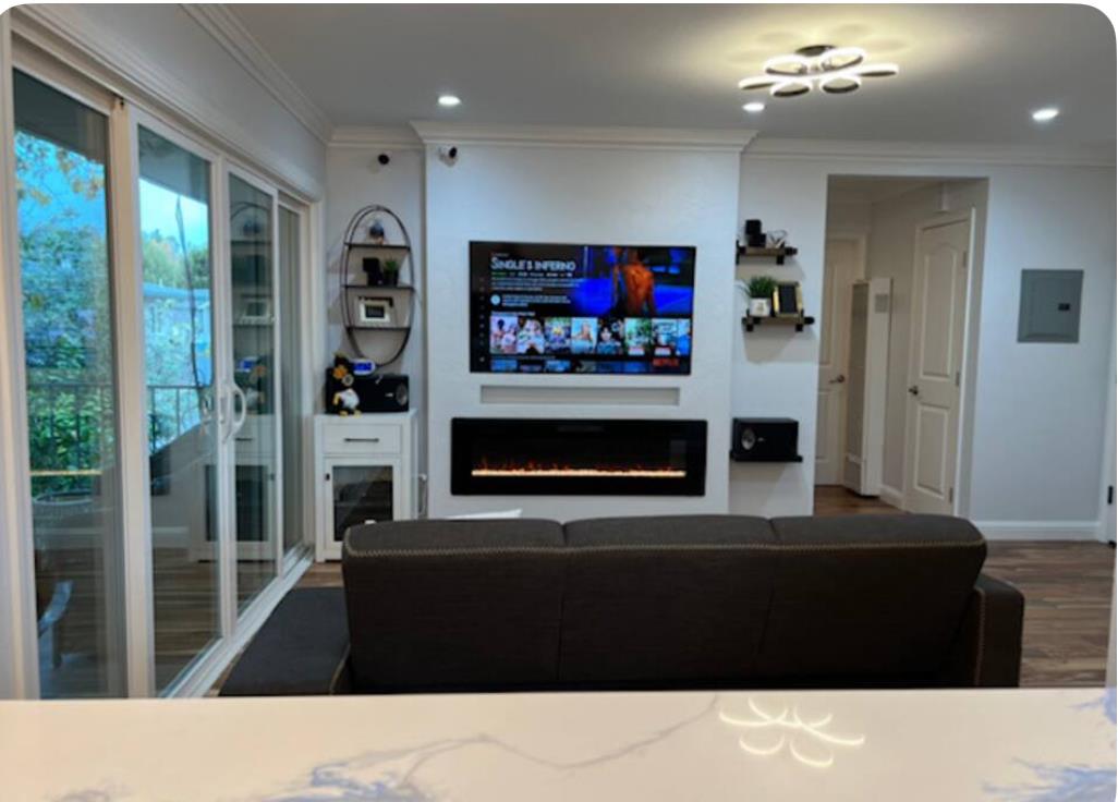 Detail Gallery Image 4 of 11 For 1217 Paloma Ave #3,  Burlingame,  CA 94010 - 2 Beds | 1 Baths