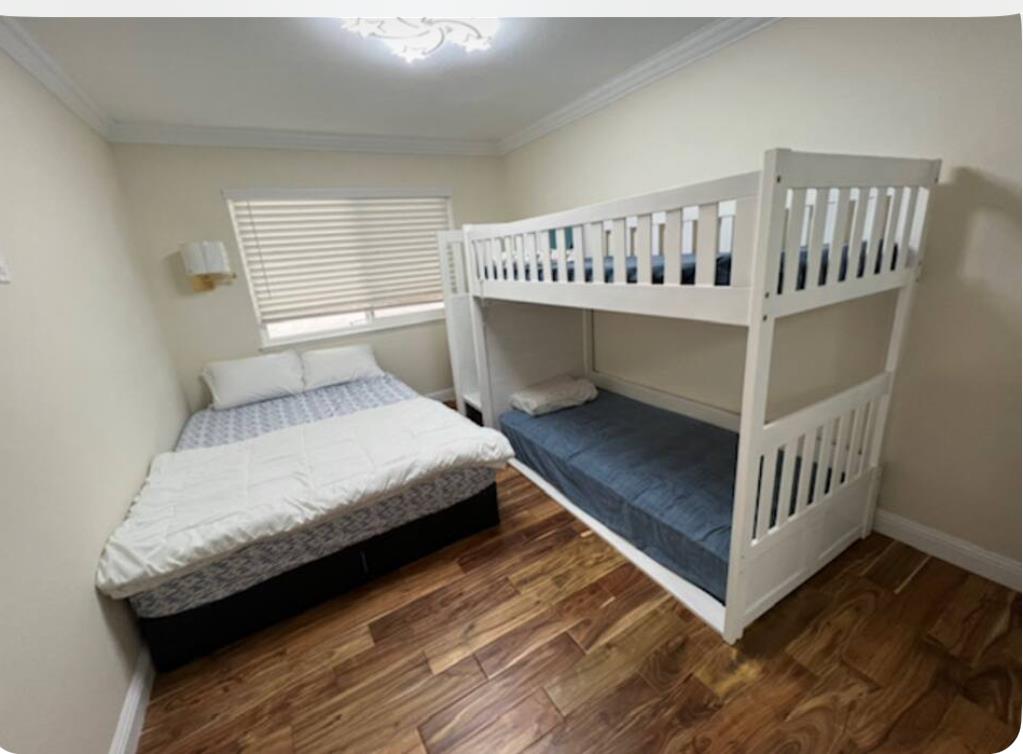 Detail Gallery Image 8 of 11 For 1217 Paloma Ave #3,  Burlingame,  CA 94010 - 2 Beds | 1 Baths