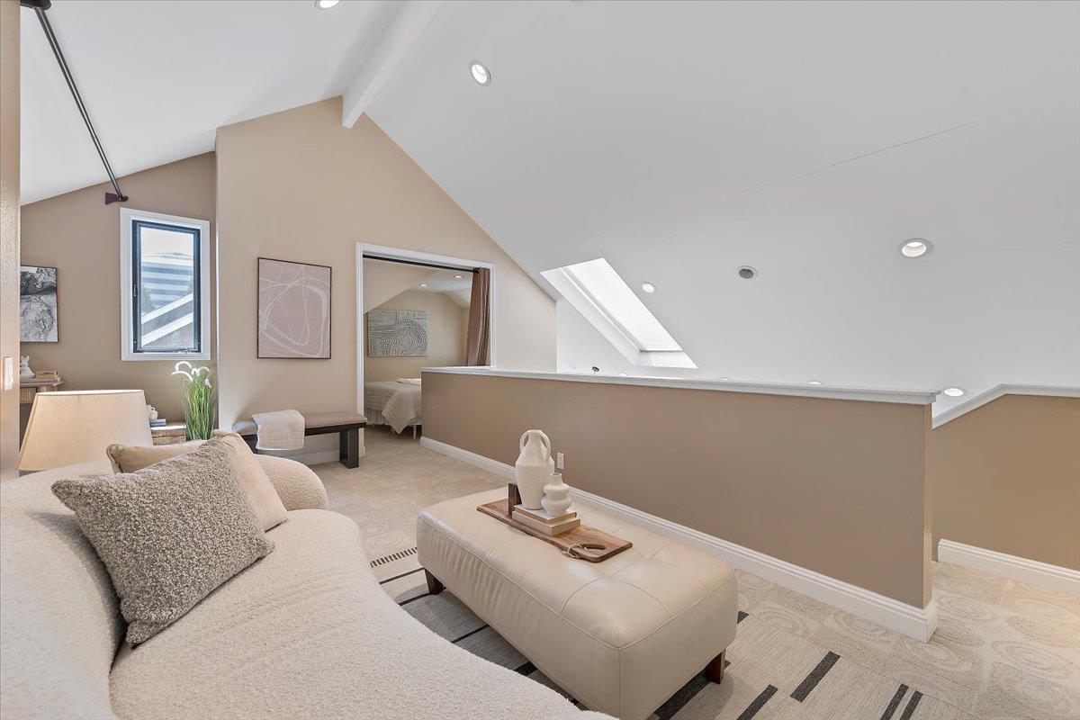 Detail Gallery Image 24 of 42 For 953 Shoreline Dr, San Mateo,  CA 94404 - 2 Beds | 2 Baths