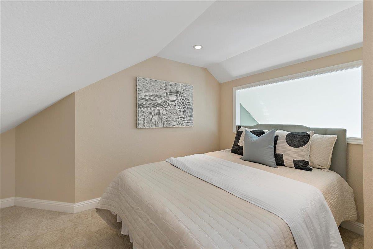 Detail Gallery Image 27 of 42 For 953 Shoreline Dr, San Mateo,  CA 94404 - 2 Beds | 2 Baths