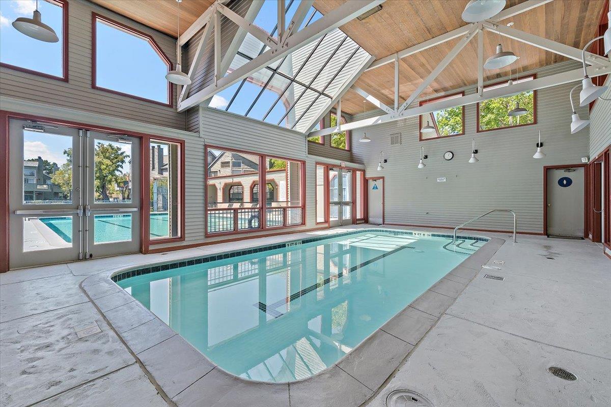 Detail Gallery Image 31 of 42 For 953 Shoreline Dr, San Mateo,  CA 94404 - 2 Beds | 2 Baths