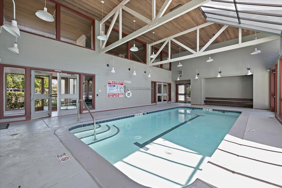 Detail Gallery Image 32 of 42 For 953 Shoreline Dr, San Mateo,  CA 94404 - 2 Beds | 2 Baths