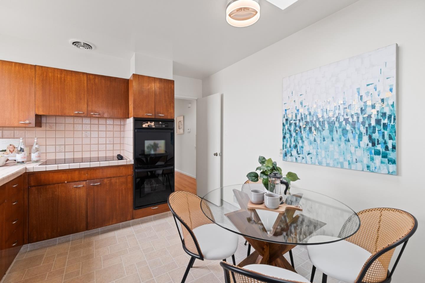 Detail Gallery Image 13 of 45 For 32 Crestview Ave, Daly City,  CA 94015 - 3 Beds | 2 Baths