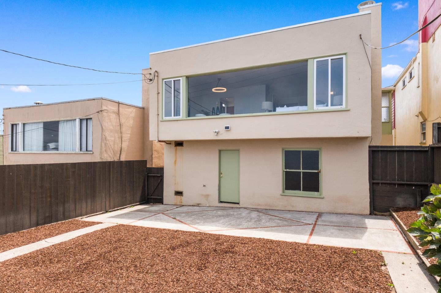 Detail Gallery Image 32 of 45 For 32 Crestview Ave, Daly City,  CA 94015 - 3 Beds | 2 Baths