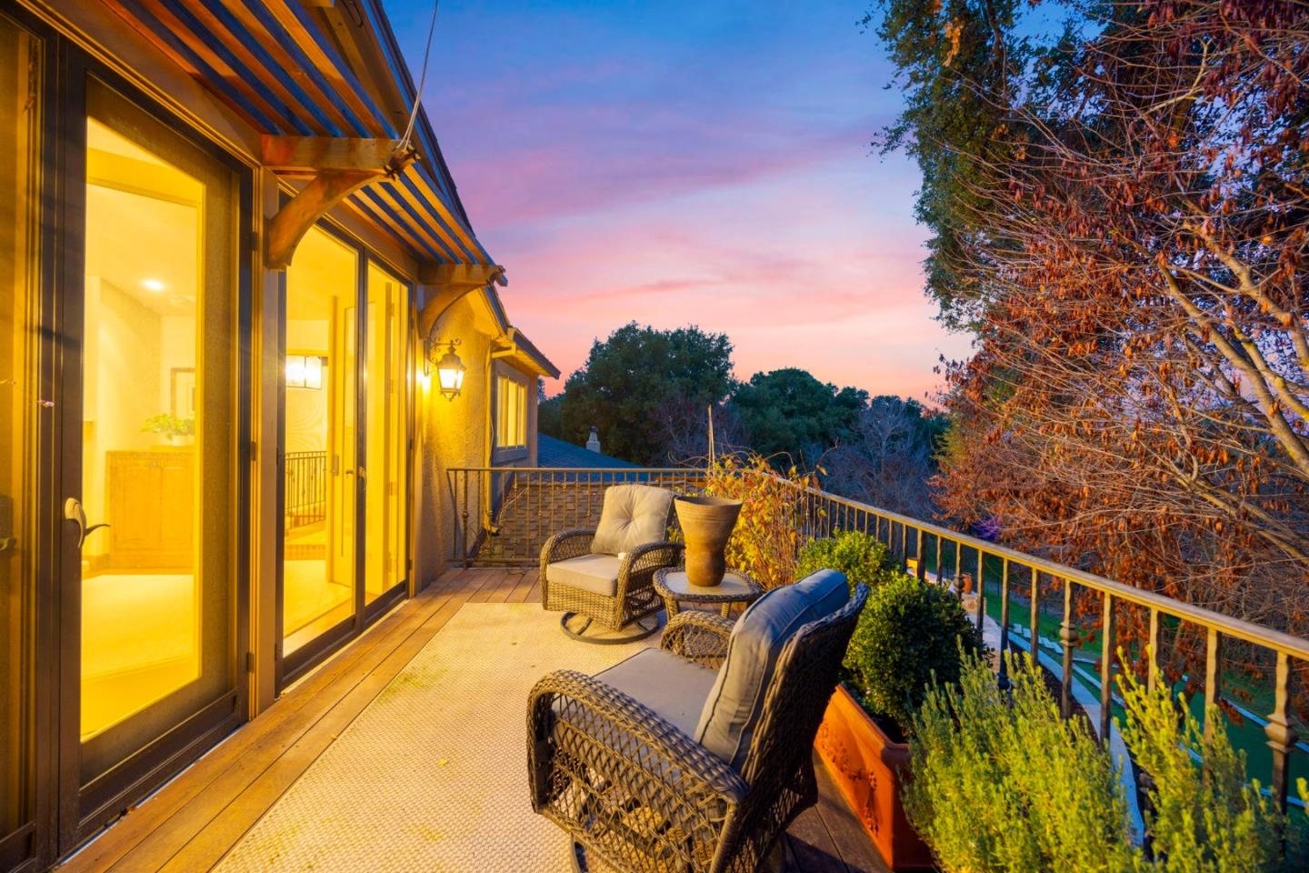 Detail Gallery Image 100 of 120 For 27600 Edgerton Rd, Los Altos Hills,  CA 94022 - 4 Beds | 4/1 Baths