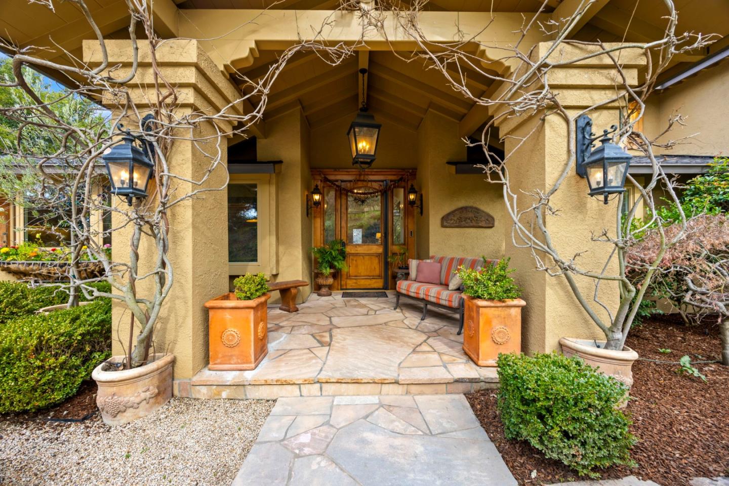 Detail Gallery Image 12 of 120 For 27600 Edgerton Rd, Los Altos Hills,  CA 94022 - 4 Beds | 4/1 Baths