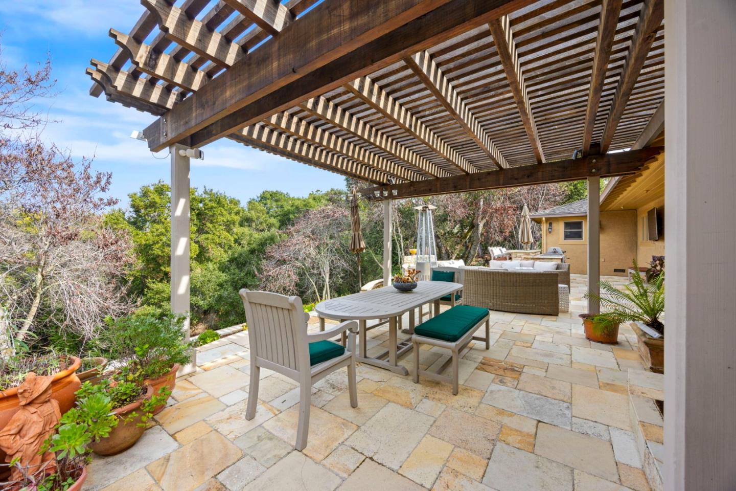 Detail Gallery Image 23 of 120 For 27600 Edgerton Rd, Los Altos Hills,  CA 94022 - 4 Beds | 4/1 Baths