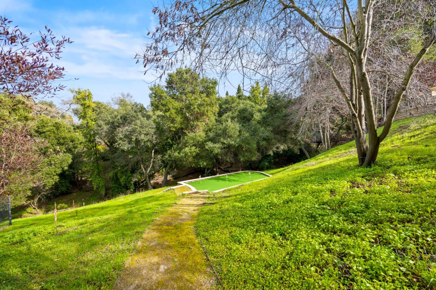 Detail Gallery Image 25 of 120 For 27600 Edgerton Rd, Los Altos Hills,  CA 94022 - 4 Beds | 4/1 Baths