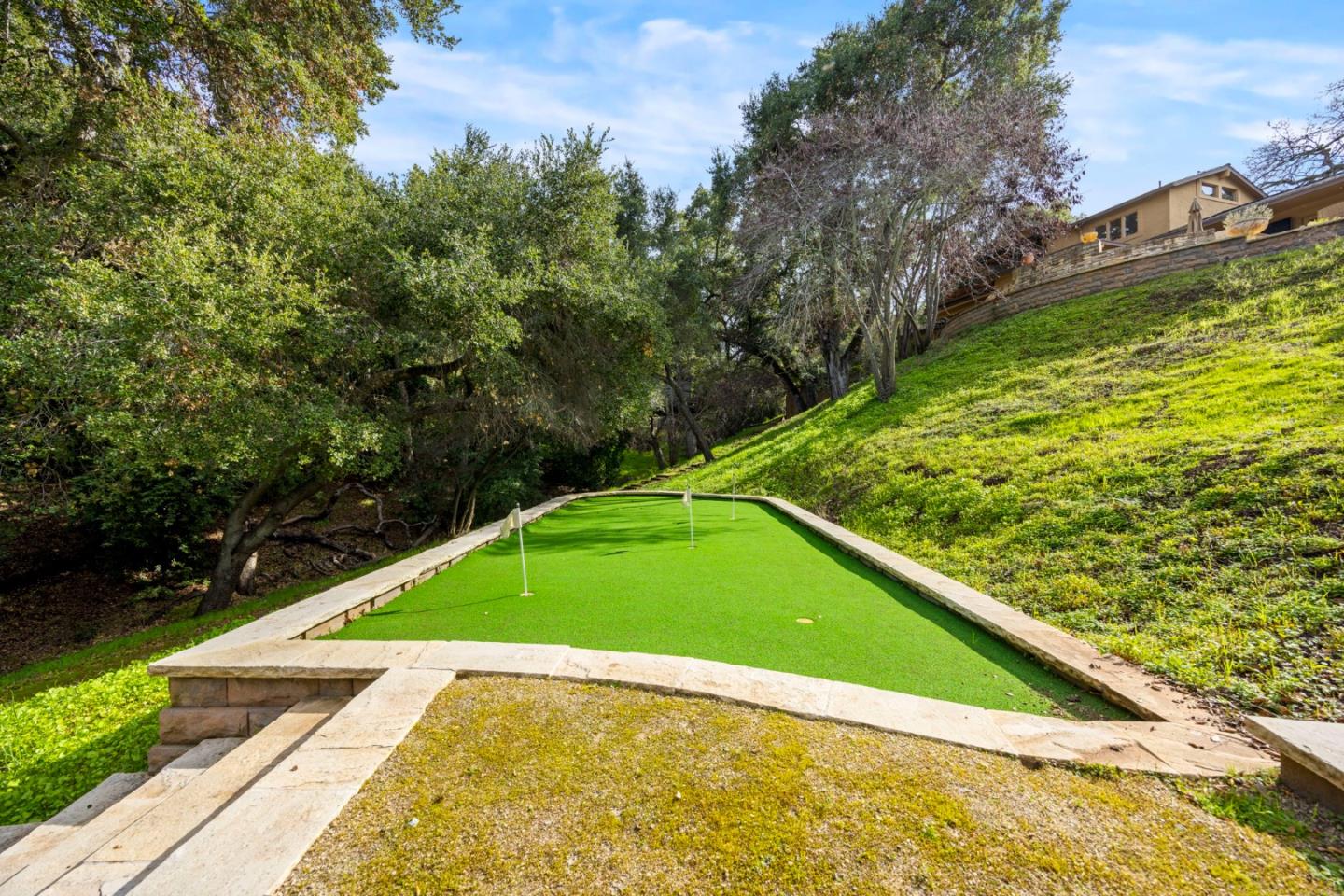 Detail Gallery Image 26 of 120 For 27600 Edgerton Rd, Los Altos Hills,  CA 94022 - 4 Beds | 4/1 Baths