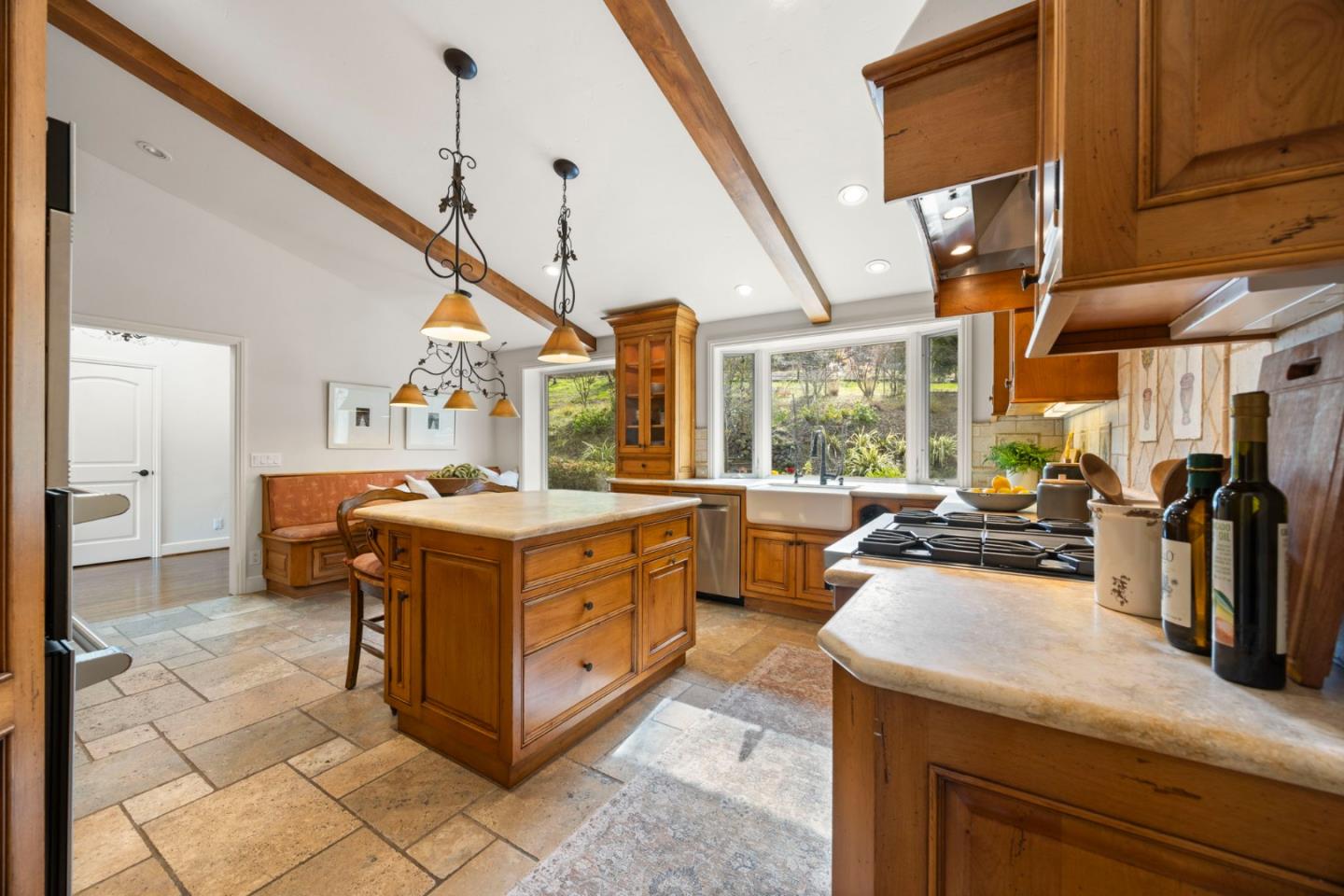 Detail Gallery Image 30 of 120 For 27600 Edgerton Rd, Los Altos Hills,  CA 94022 - 4 Beds | 4/1 Baths