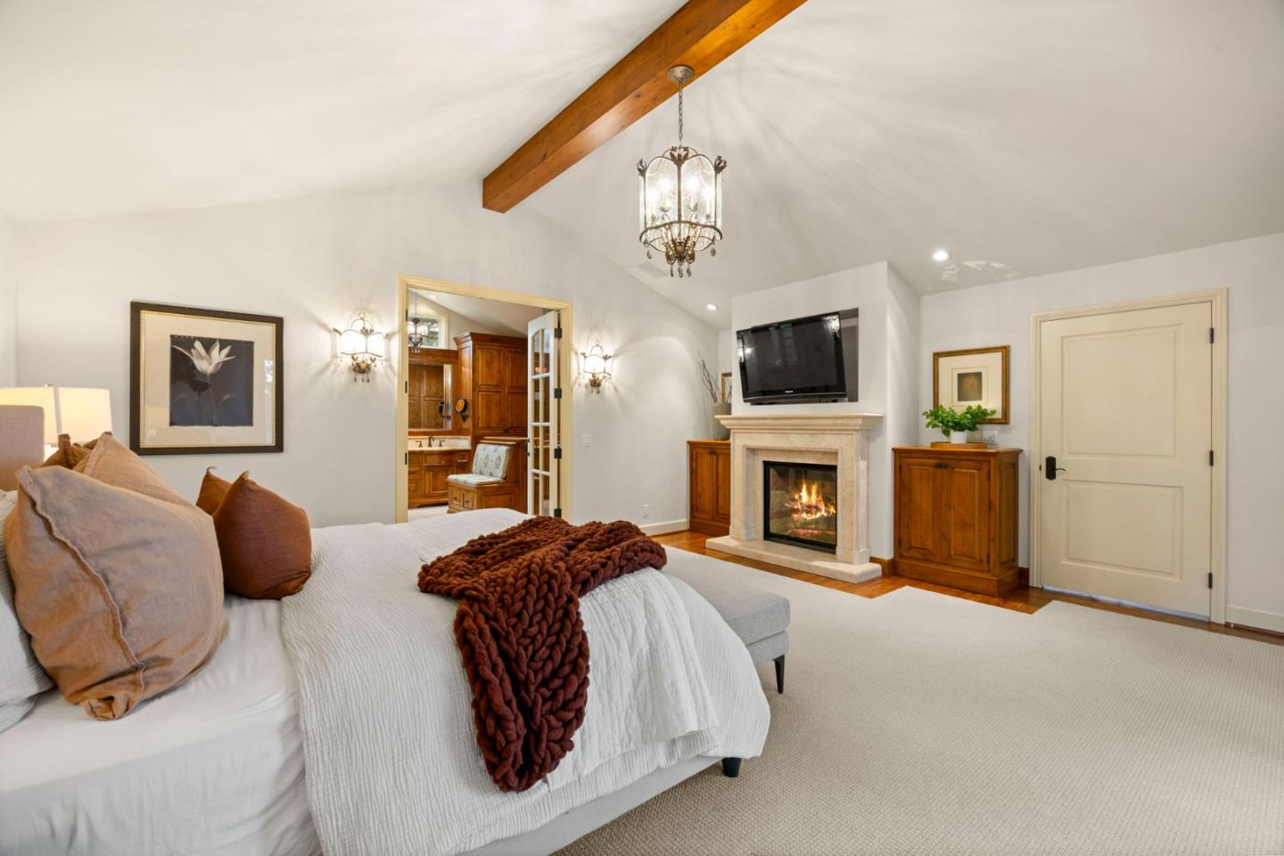 Detail Gallery Image 77 of 120 For 27600 Edgerton Rd, Los Altos Hills,  CA 94022 - 4 Beds | 4/1 Baths