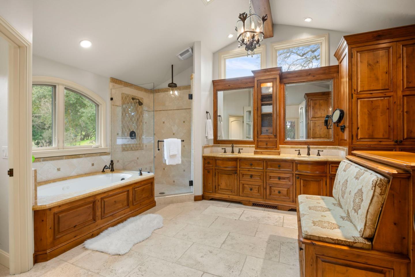 Detail Gallery Image 78 of 120 For 27600 Edgerton Rd, Los Altos Hills,  CA 94022 - 4 Beds | 4/1 Baths