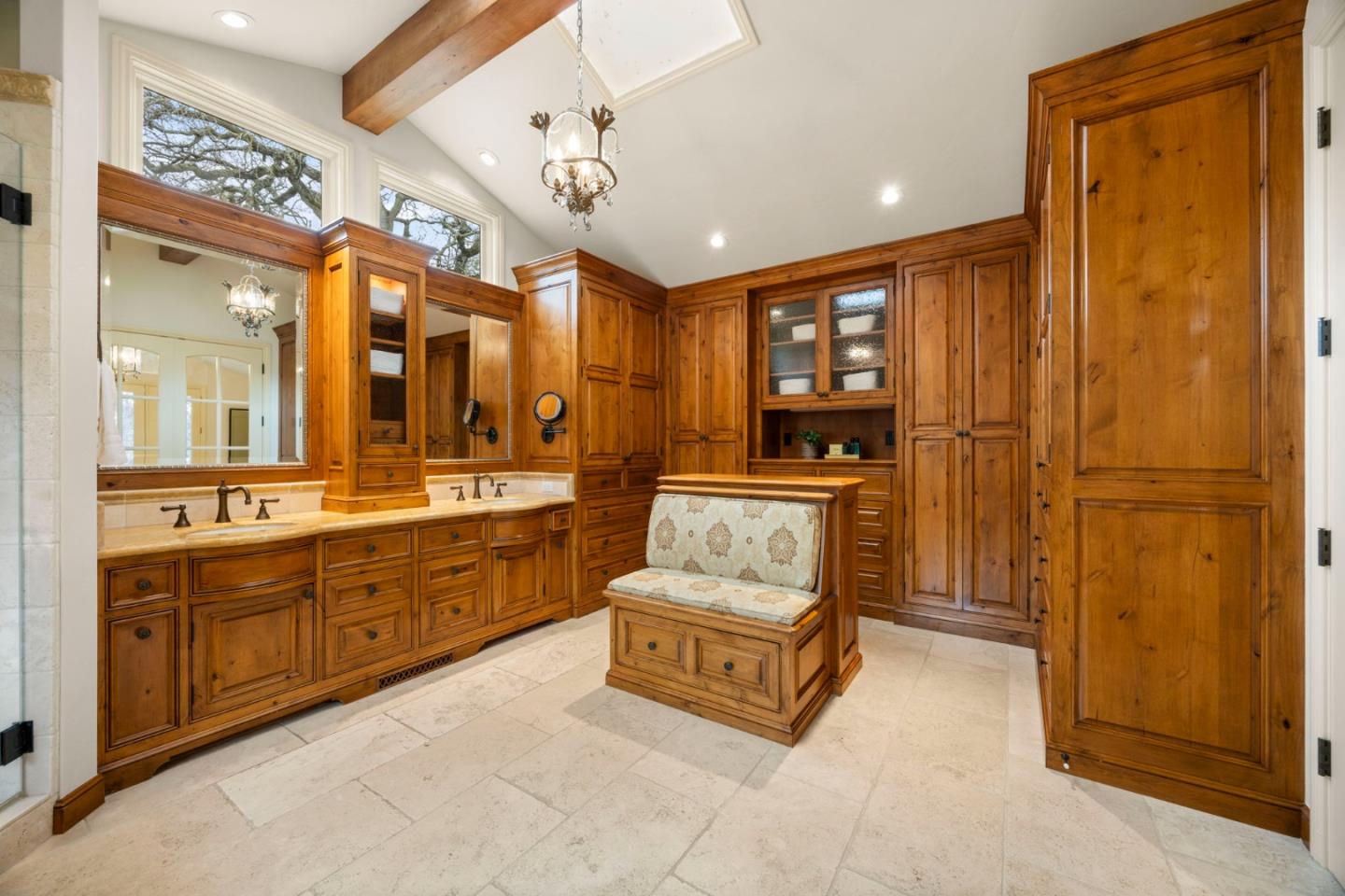 Detail Gallery Image 79 of 120 For 27600 Edgerton Rd, Los Altos Hills,  CA 94022 - 4 Beds | 4/1 Baths