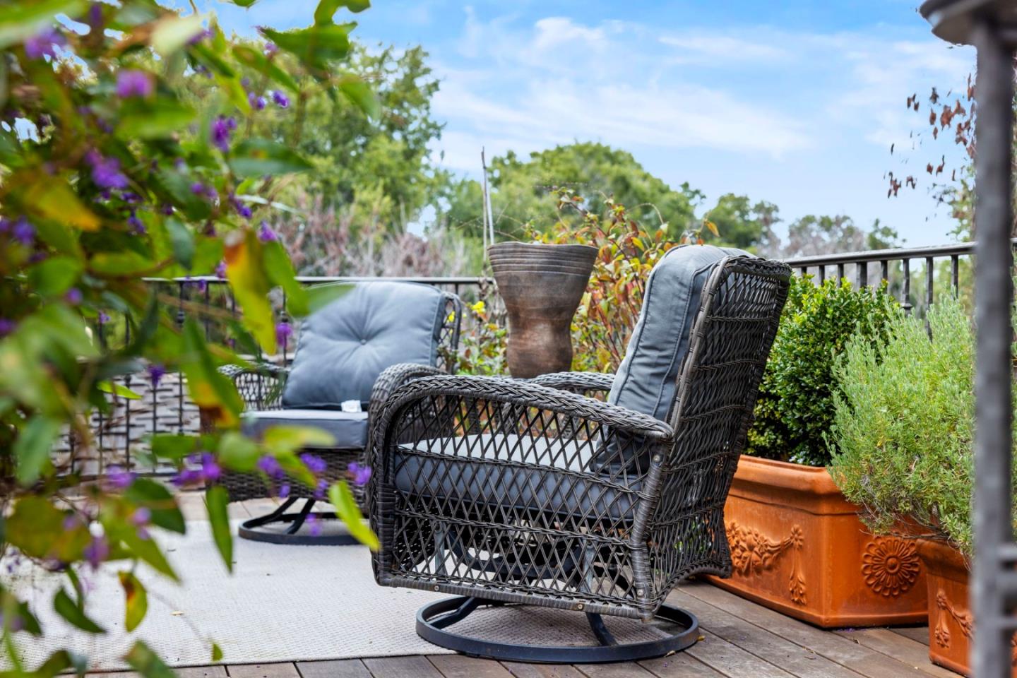 Detail Gallery Image 99 of 120 For 27600 Edgerton Rd, Los Altos Hills,  CA 94022 - 4 Beds | 4/1 Baths