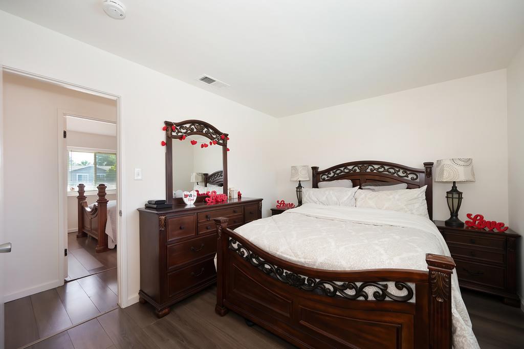 Detail Gallery Image 29 of 48 For 7044 Linwood Way, Sacramento,  CA 95828 - 4 Beds | 2 Baths