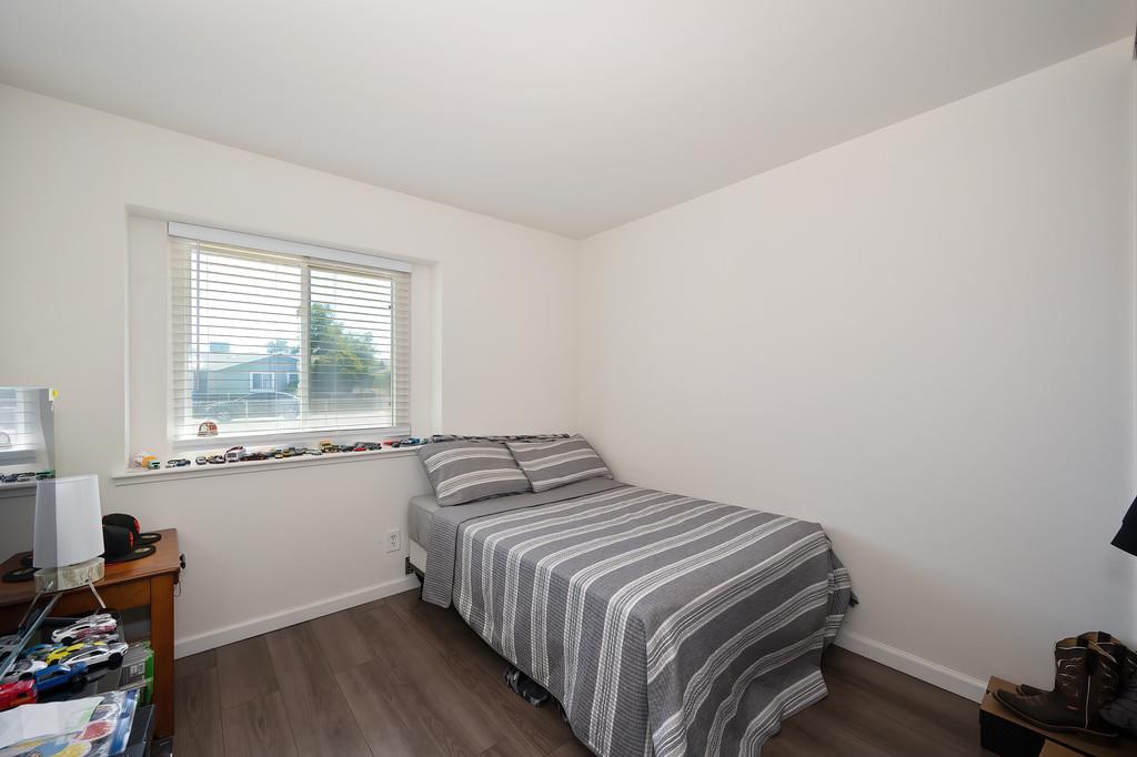 Detail Gallery Image 33 of 48 For 7044 Linwood Way, Sacramento,  CA 95828 - 4 Beds | 2 Baths