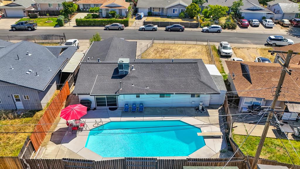 Detail Gallery Image 42 of 48 For 7044 Linwood Way, Sacramento,  CA 95828 - 4 Beds | 2 Baths