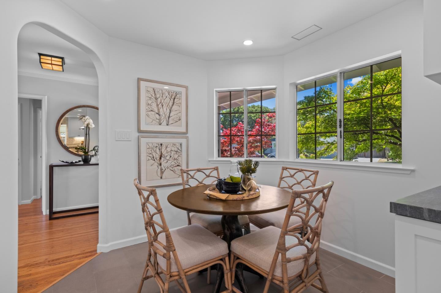 Detail Gallery Image 14 of 59 For 406 Heather Ln, San Mateo,  CA 94403 - 5 Beds | 3 Baths