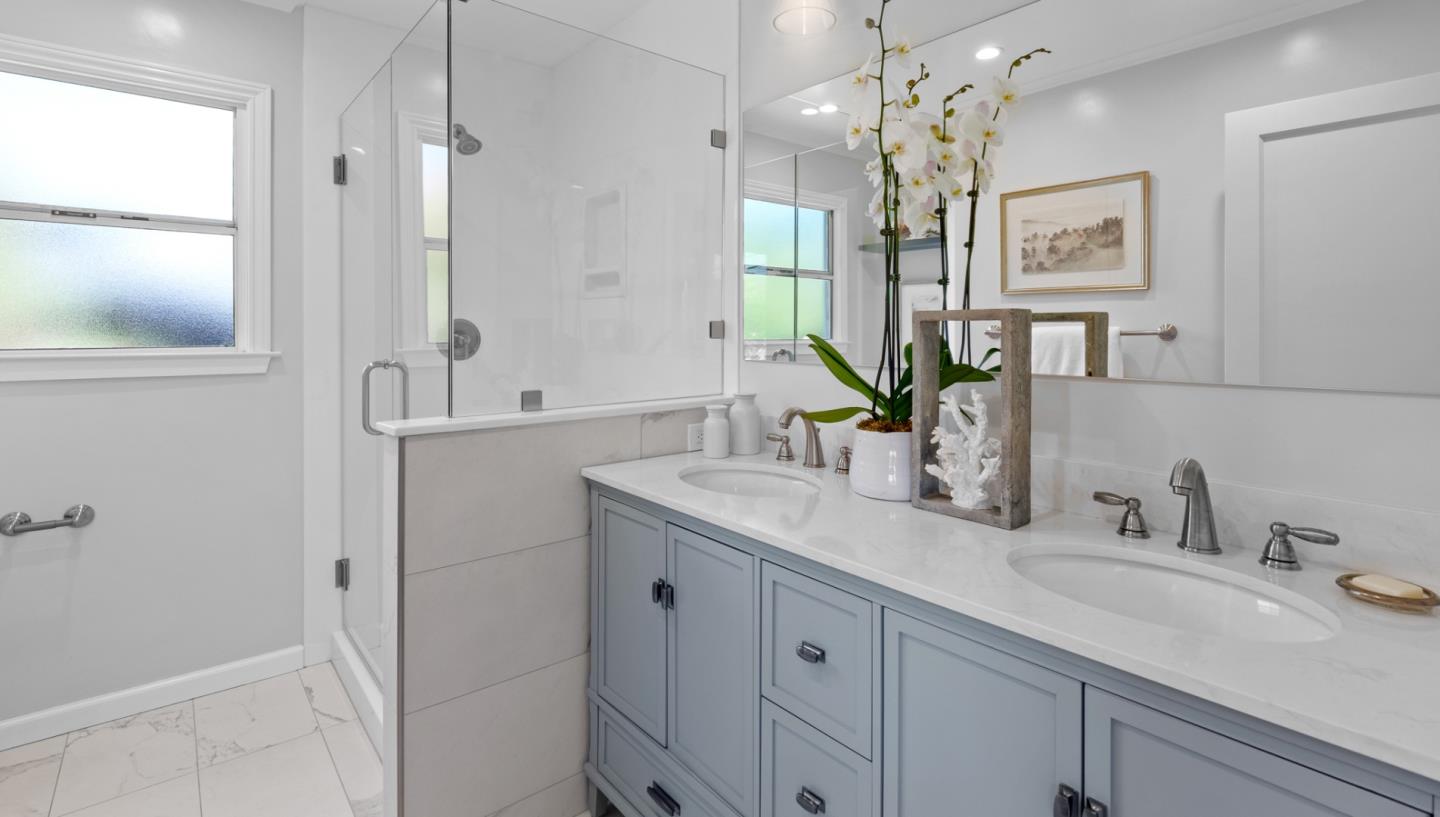 Detail Gallery Image 23 of 59 For 406 Heather Ln, San Mateo,  CA 94403 - 5 Beds | 3 Baths