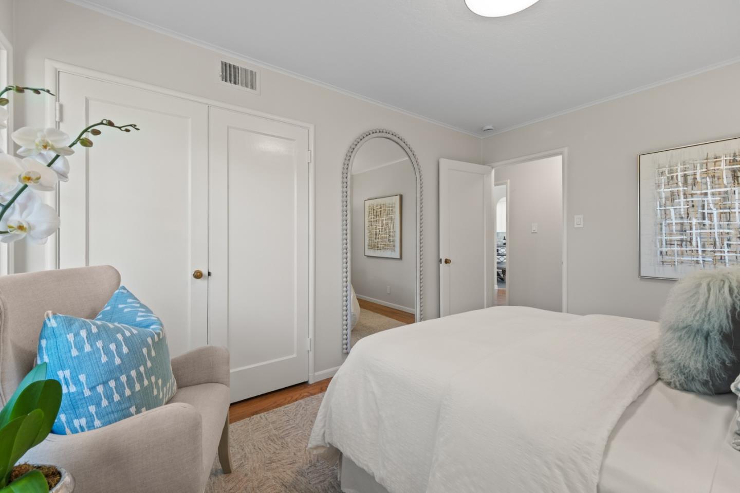 Detail Gallery Image 26 of 59 For 406 Heather Ln, San Mateo,  CA 94403 - 5 Beds | 3 Baths