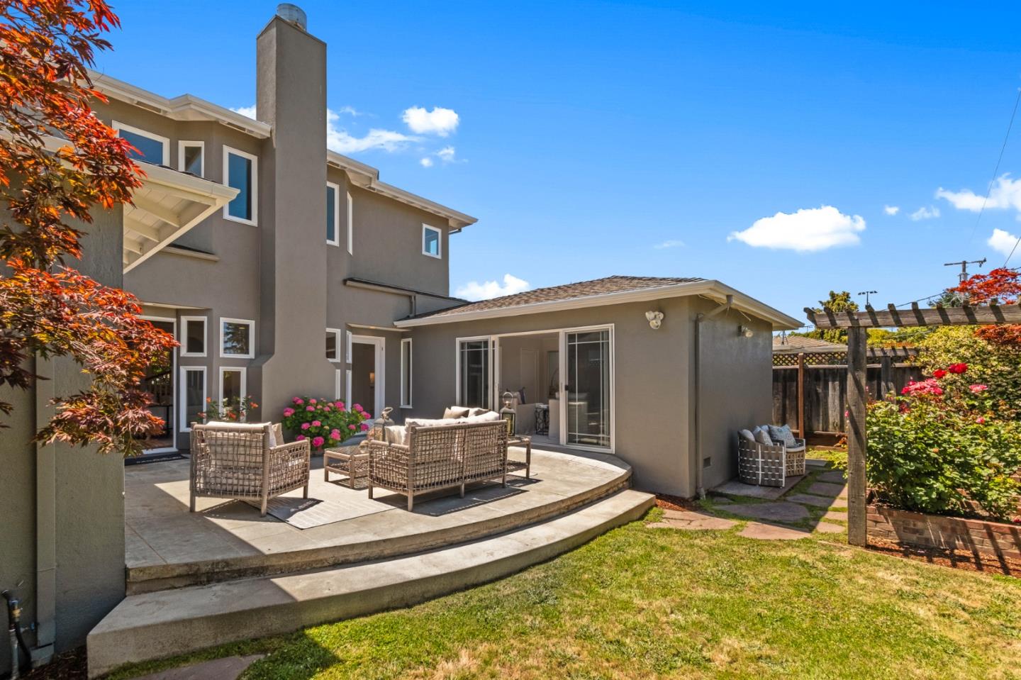 Detail Gallery Image 41 of 59 For 406 Heather Ln, San Mateo,  CA 94403 - 5 Beds | 3 Baths