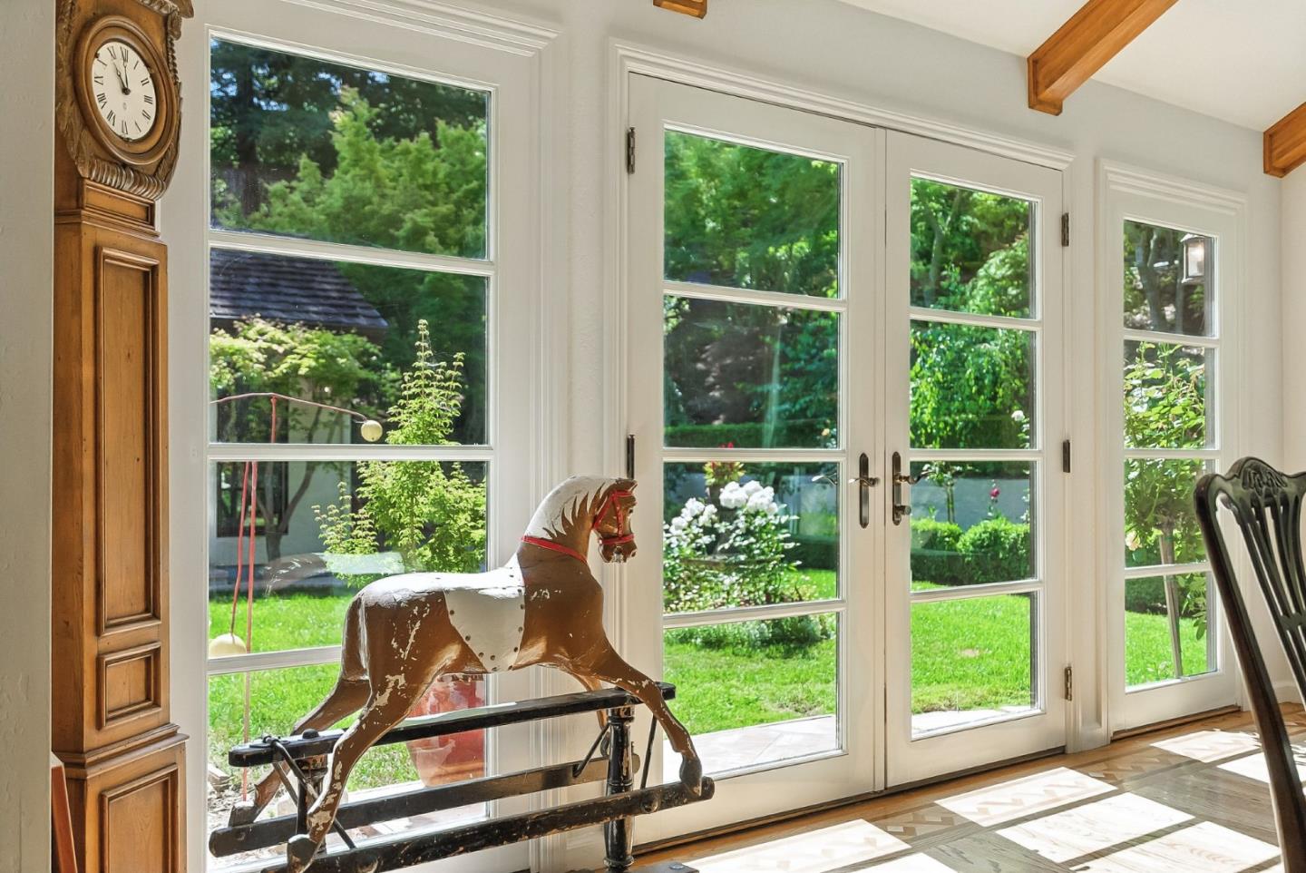 Detail Gallery Image 26 of 70 For 11510 Summit Wood Rd, Los Altos Hills,  CA 94022 - 5 Beds | 6 Baths