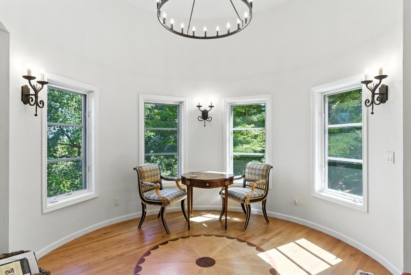 Detail Gallery Image 36 of 70 For 11510 Summit Wood Rd, Los Altos Hills,  CA 94022 - 5 Beds | 6 Baths