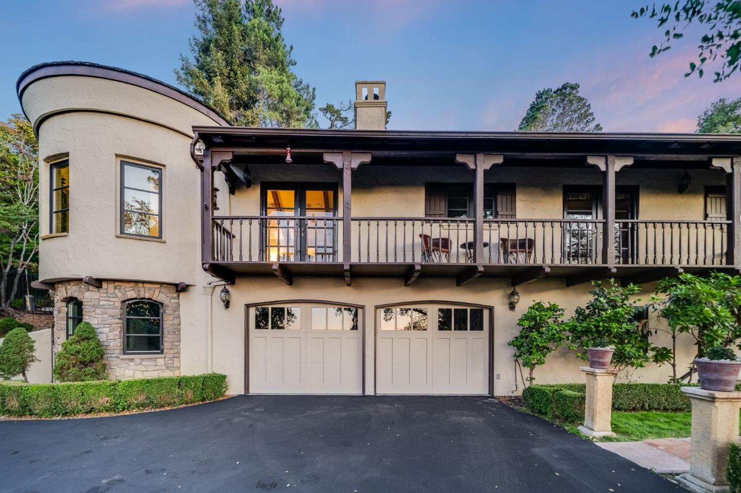 Detail Gallery Image 4 of 70 For 11510 Summit Wood Rd, Los Altos Hills,  CA 94022 - 5 Beds | 6 Baths